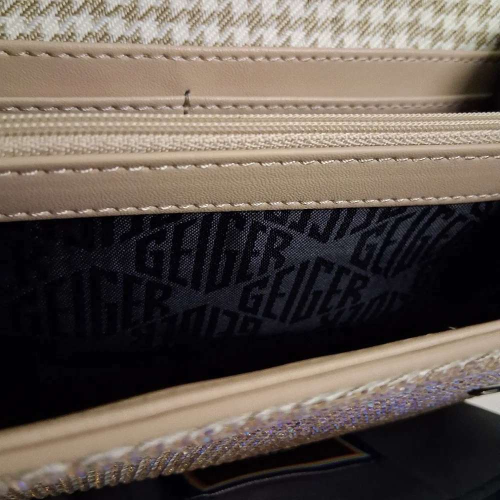 Kurt Geiger Shoreditch Bag Beigh/Gold Clutch with Bow Rhinestones NWT